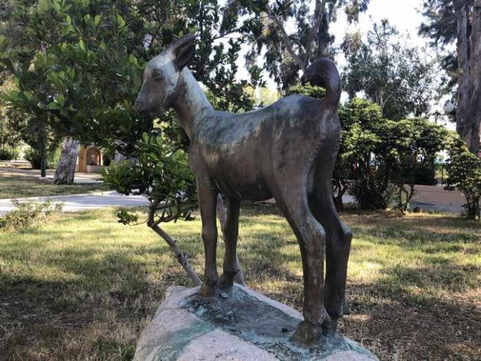 A goat sculpture in the Loutraki Beach Park
