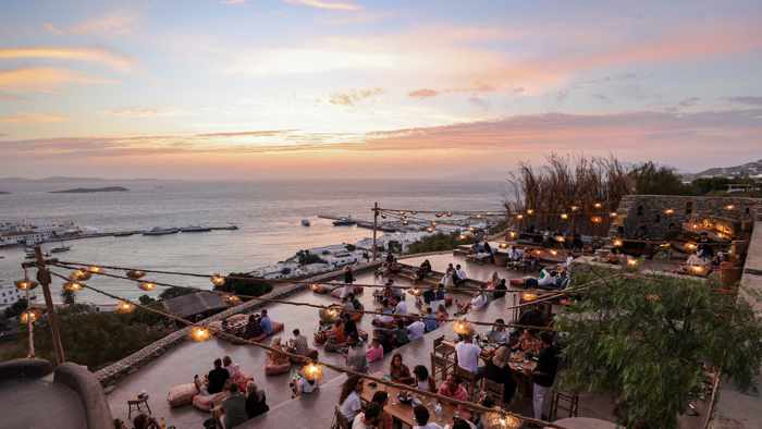 180 Sunset Bar on Mykonos 