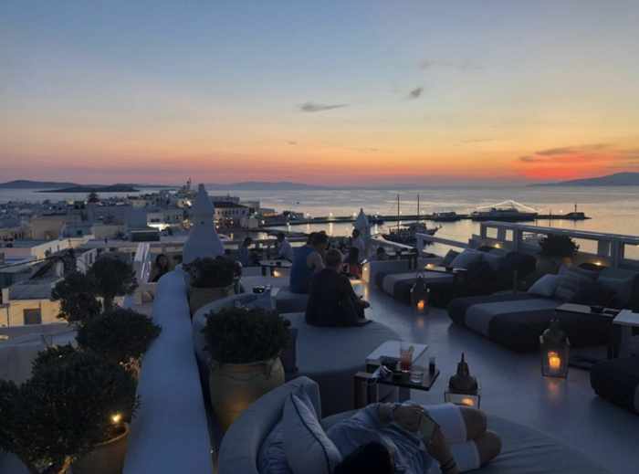 Skybar at the Townhouse hotel on Mykonos
